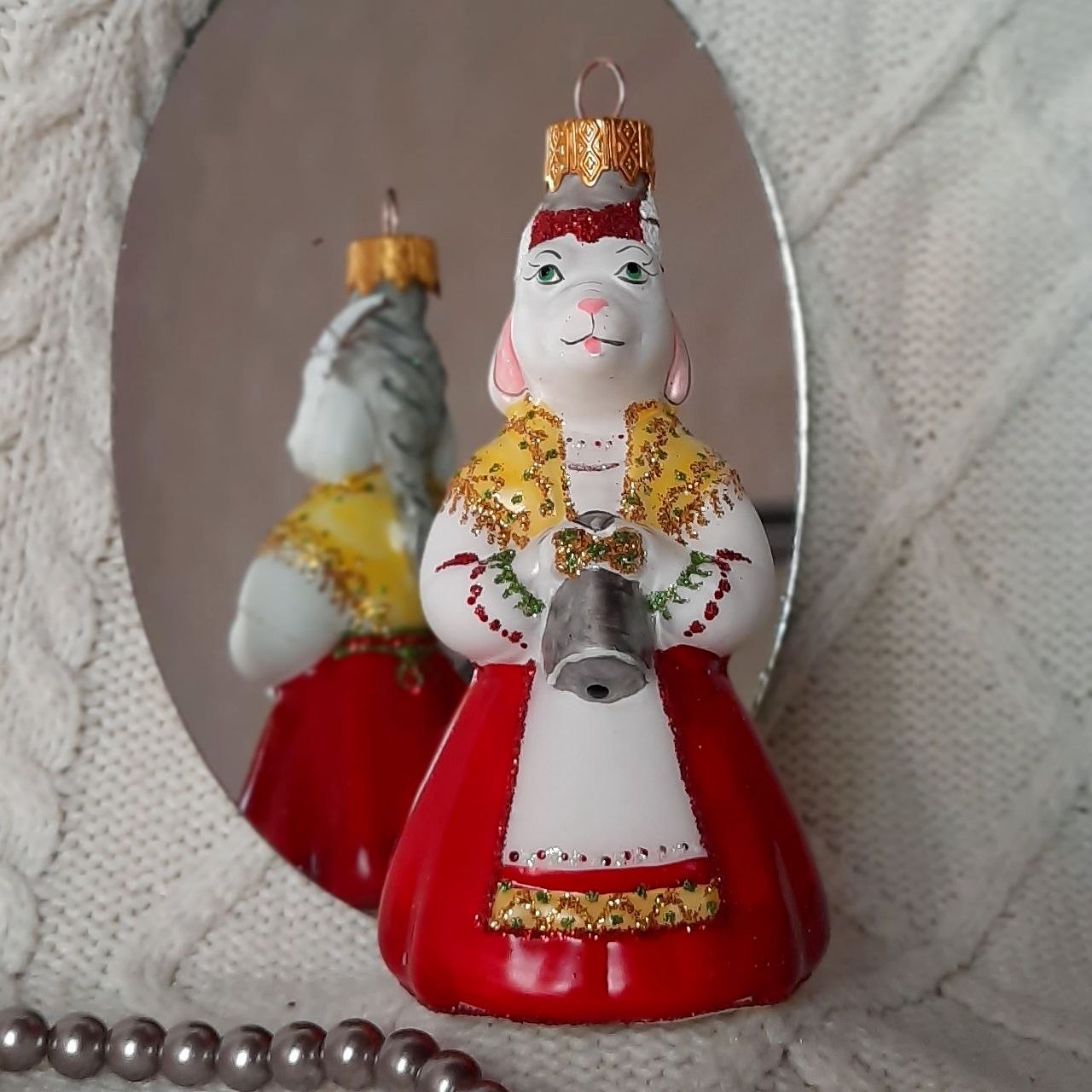 Сувенір новорічний зі скла, символ року, подарунок "Коза хазяюшка" - Зображення 2